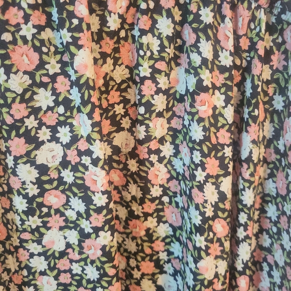 Pink and White Flowers Wrap Bust Spaghetti Strap Dress - Picture 10 of 14